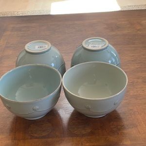 Juliska Coupe Cereal Bowl Berry Thread ice blue